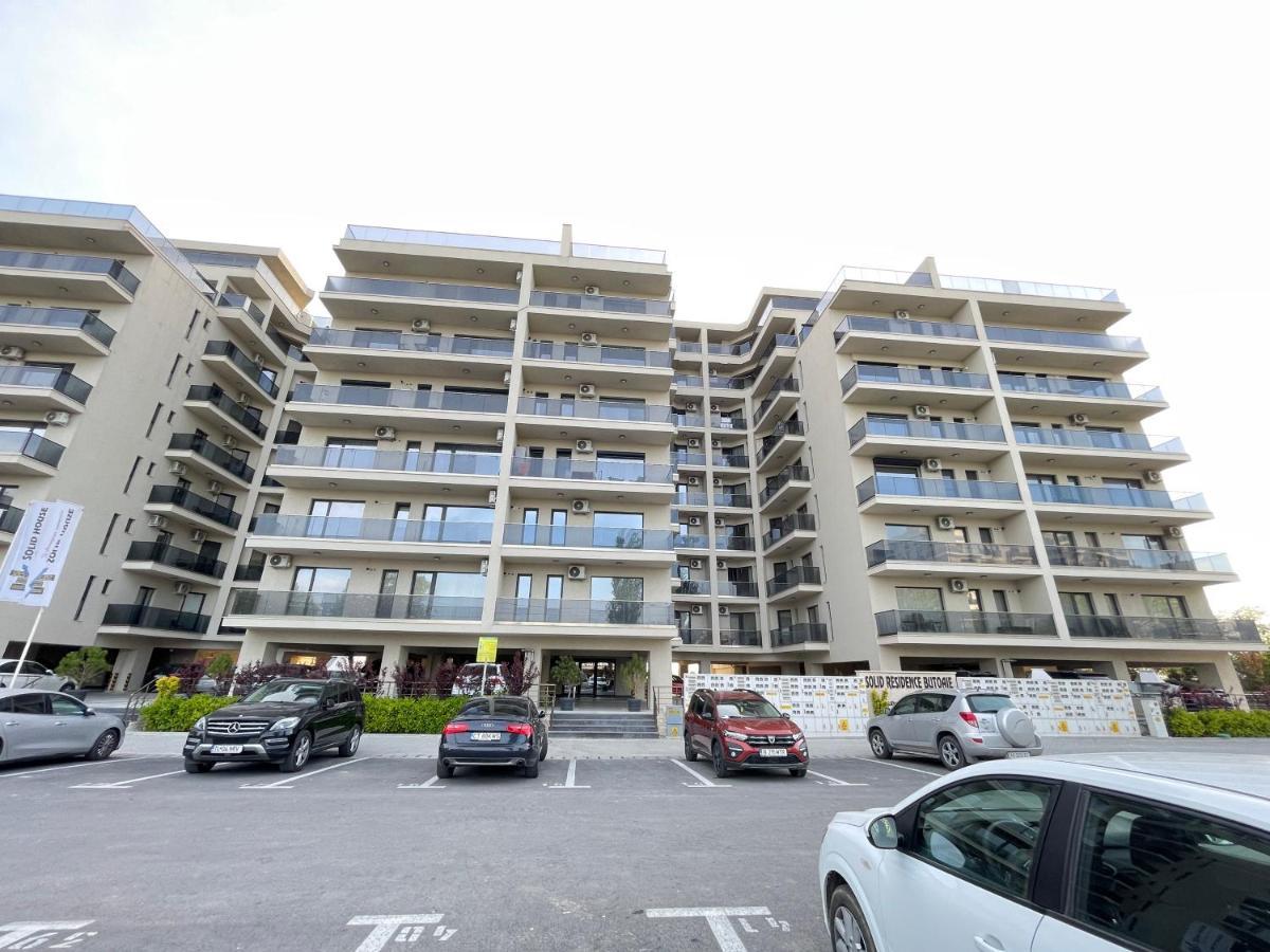 Solid Barrels Luxury Apartment