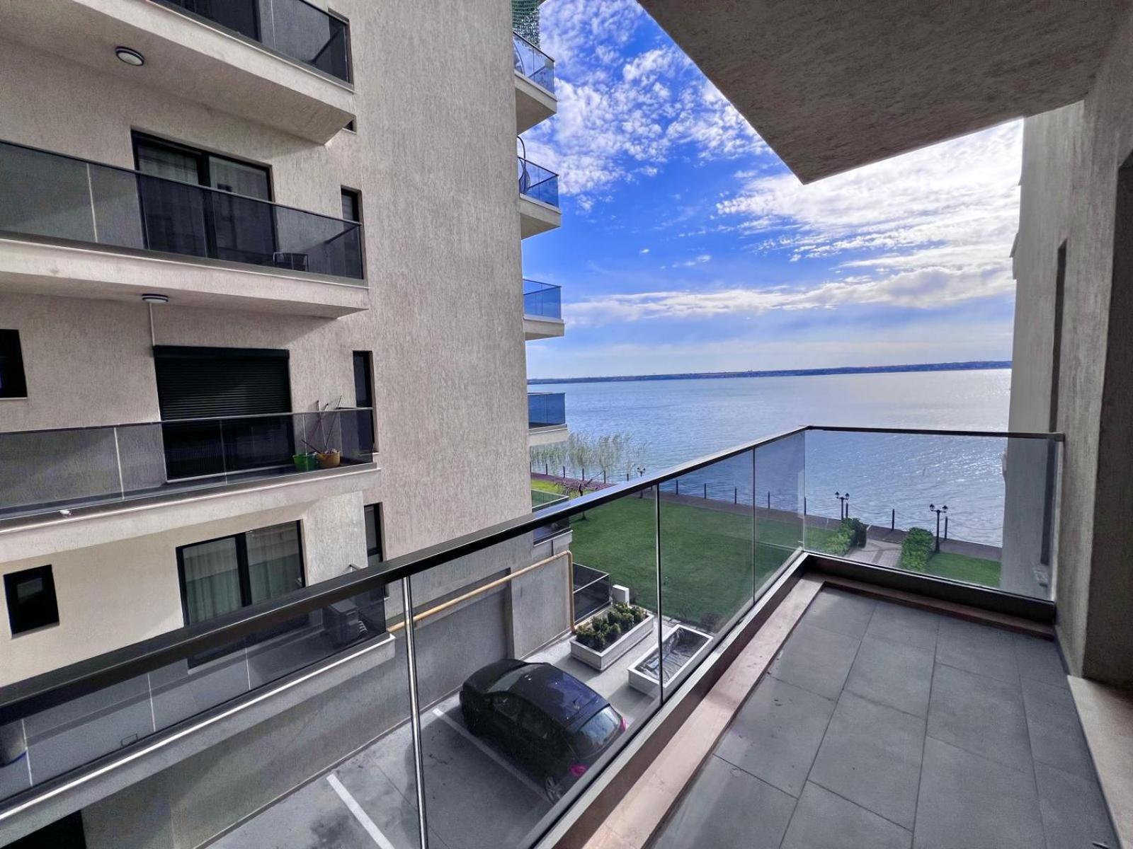 Solid Barrels Luxury Apartment