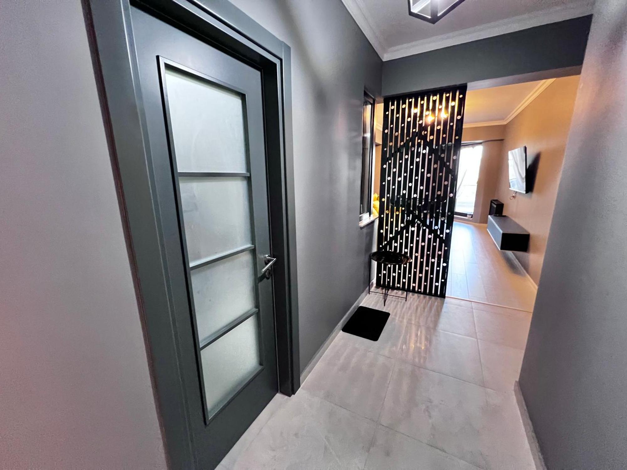 Solid Barrels Luxury Apartment *